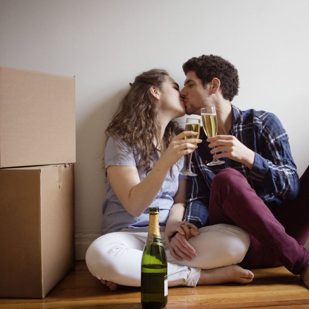 Как понять, что вам с парнем пора жить вместе